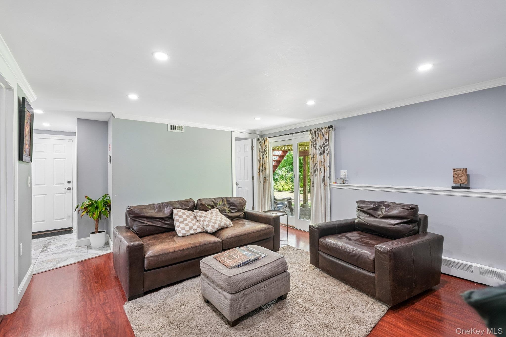 111 Hilltop Road thumbnail 33