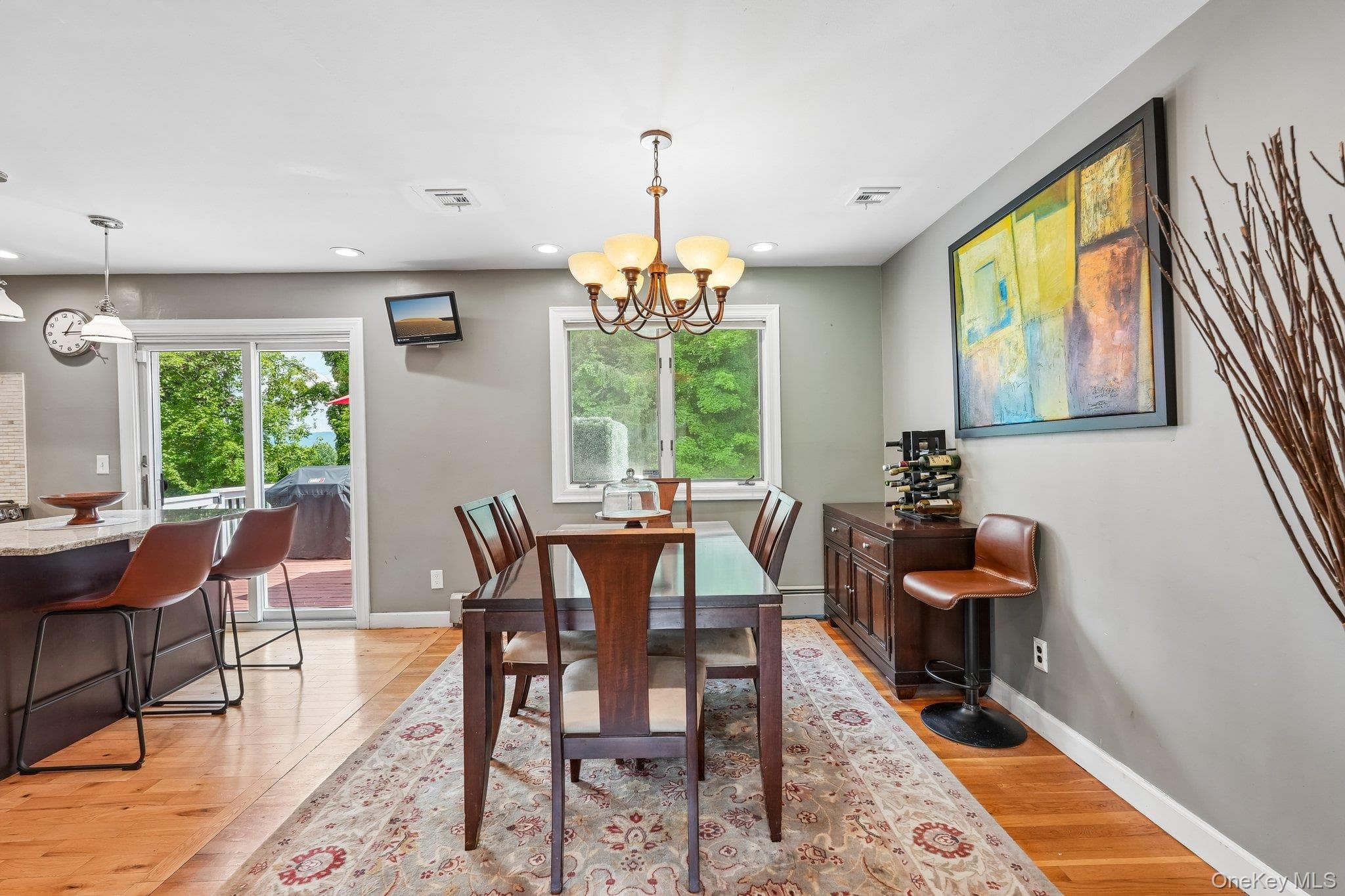 111 Hilltop Road thumbnail 10