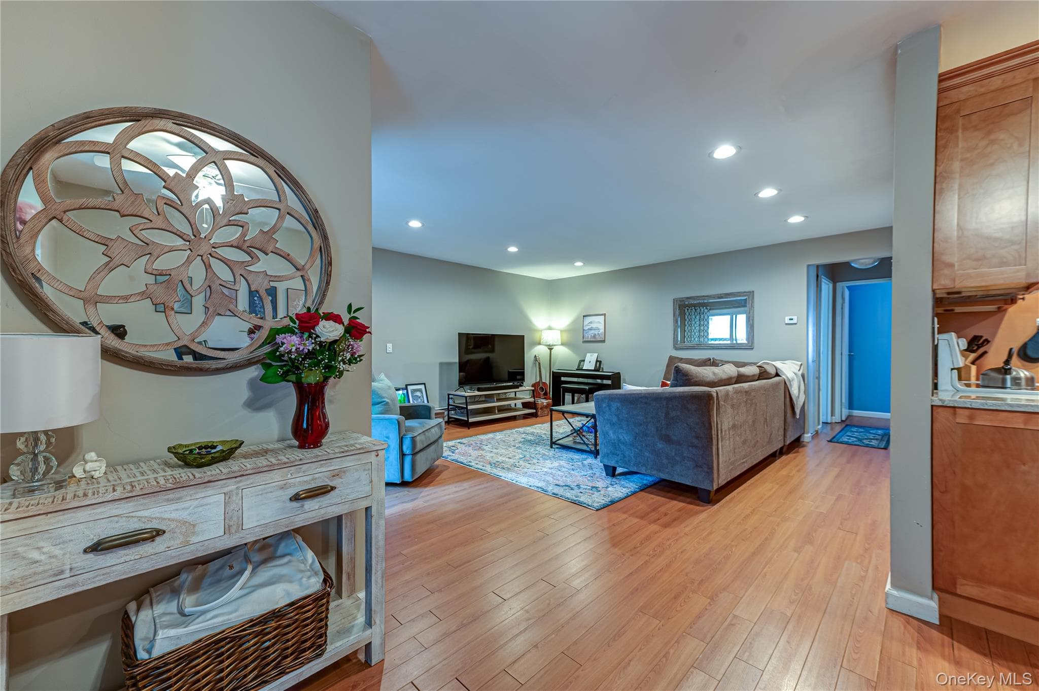 85 Richmond Boulevard Unit: 1A thumbnail 8