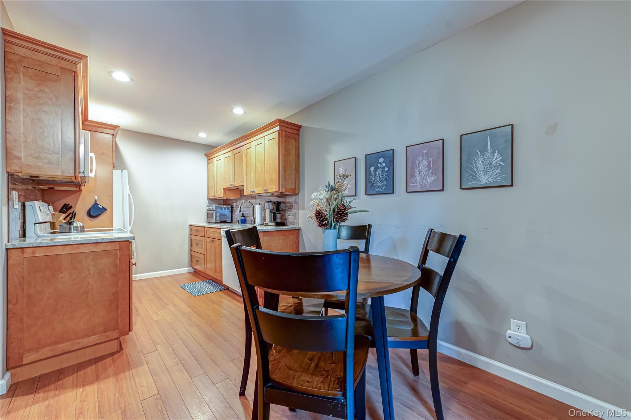 85 Richmond Boulevard Unit: 1A thumbnail 6