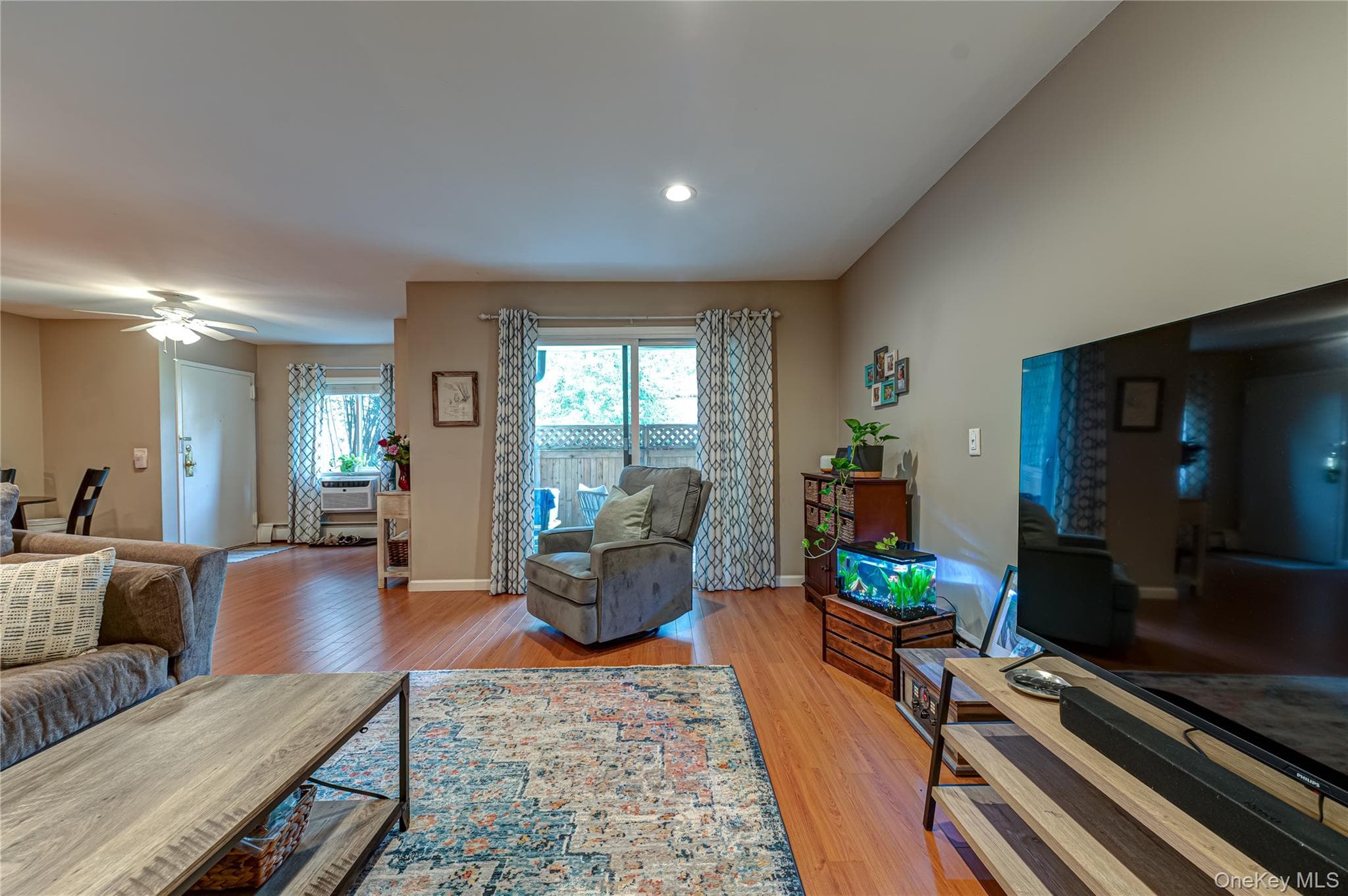 85 Richmond Boulevard Unit: 1A thumbnail 13