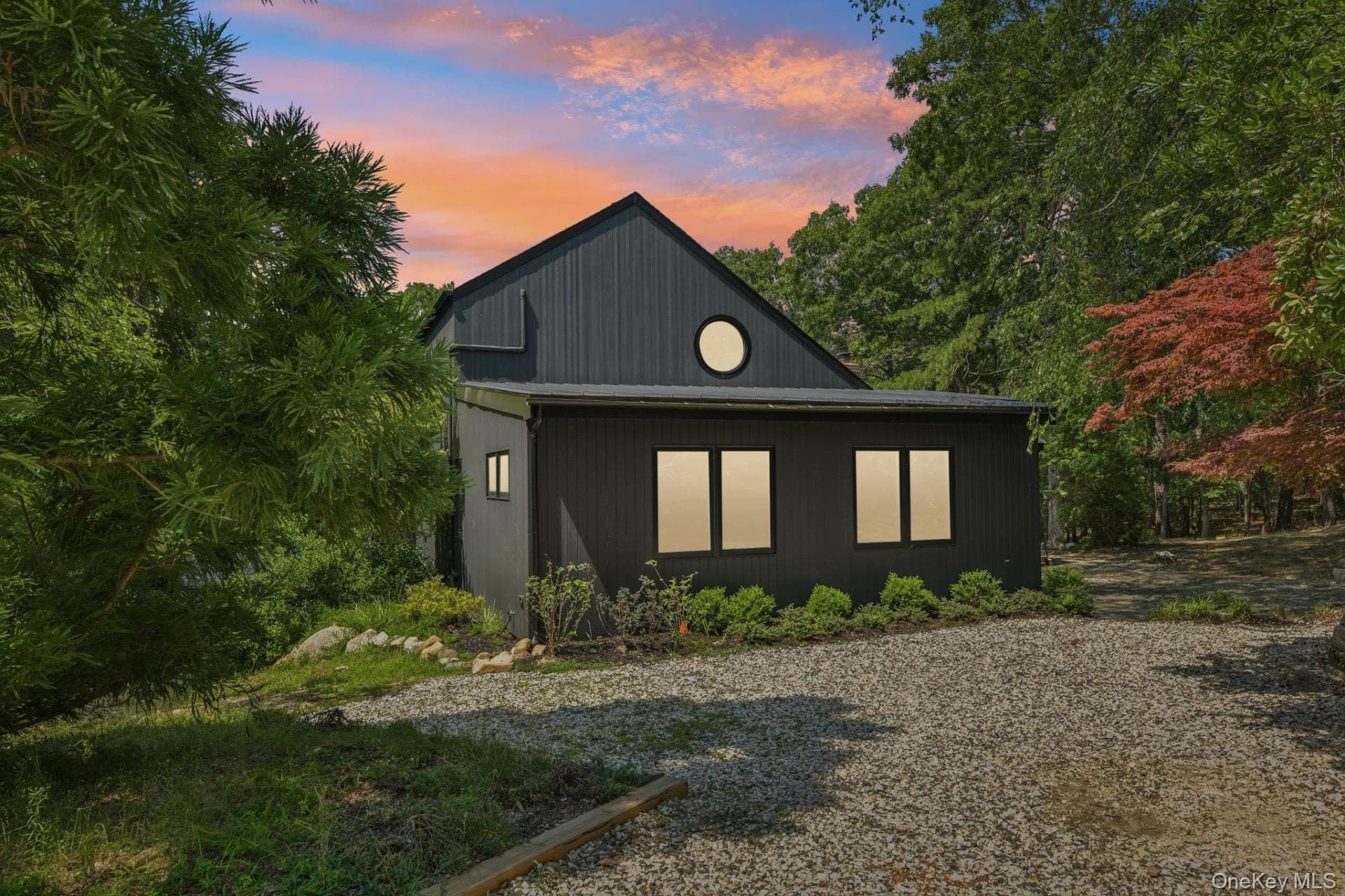 12 Deep View Court, Wainscott