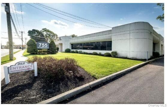 755 Park Avenue Unit: 120, Huntington