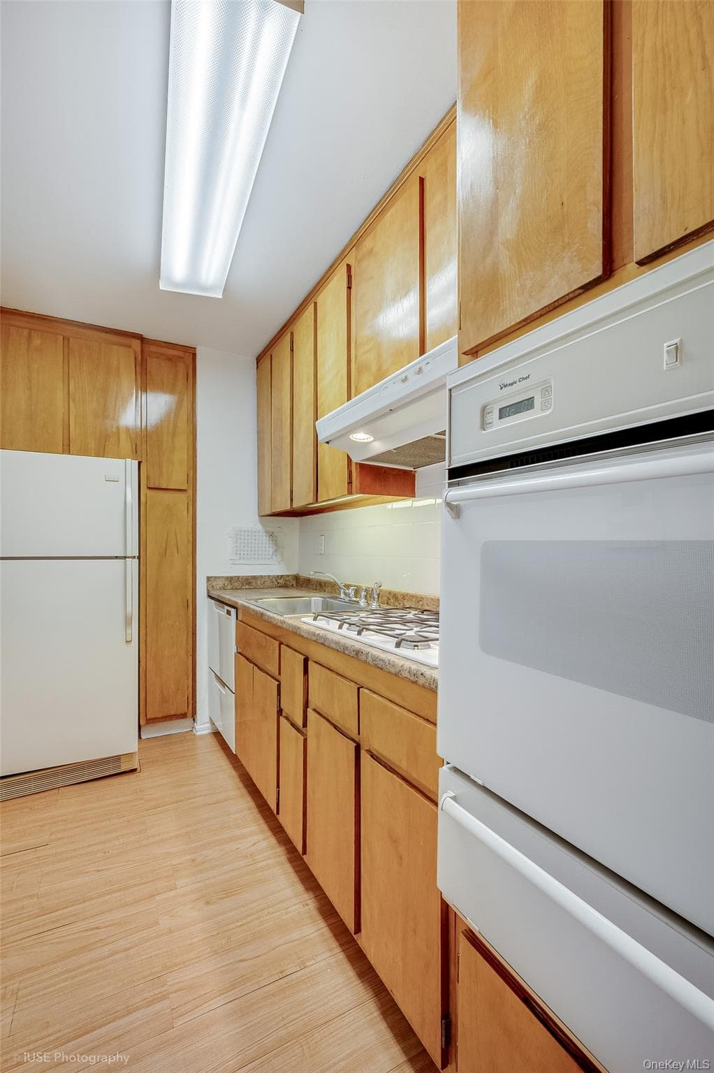 39-65 52 St. St Unit: 2H thumbnail 6