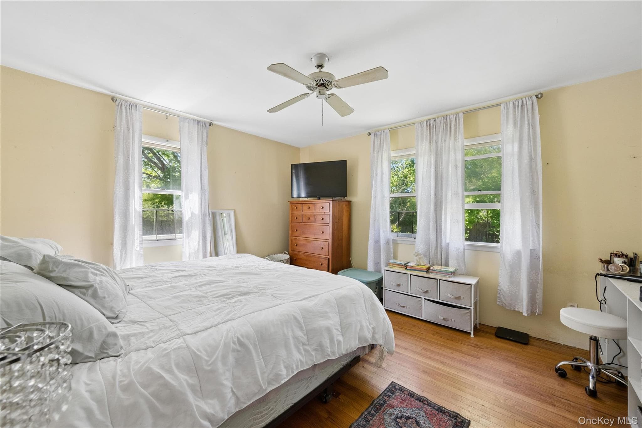 11 Columbia Street thumbnail 7