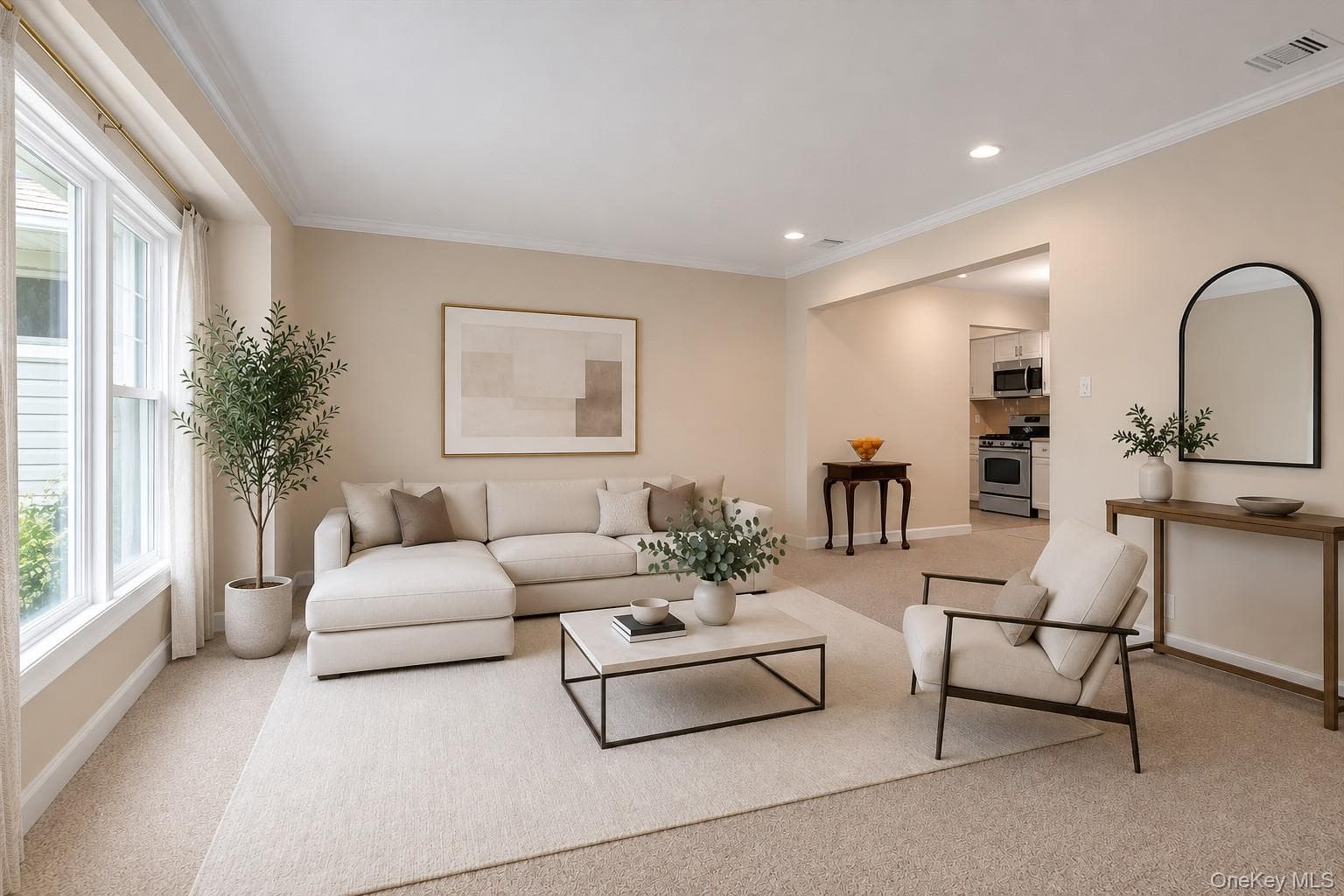 660 Franklin Boulevard thumbnail 3