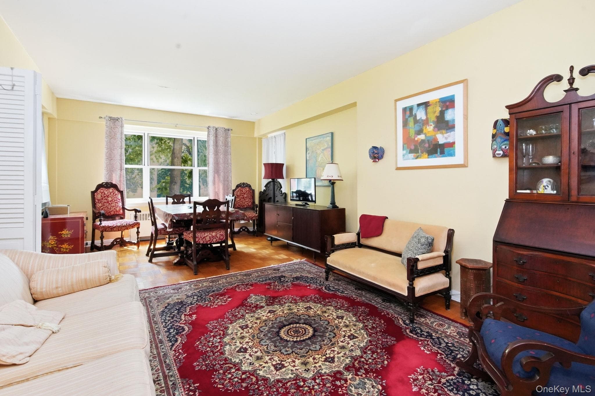 290 Collins Ave Unit: 2C thumbnail 15