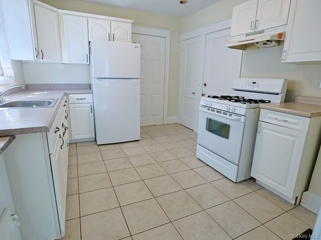 14 Columbia Avenue thumbnail 5