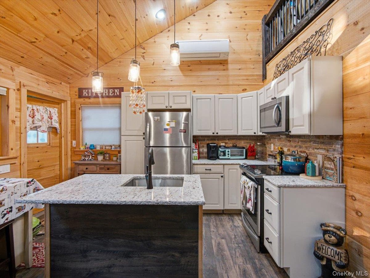 266 Sylvan Lake Rd Unit: B-19 thumbnail 8