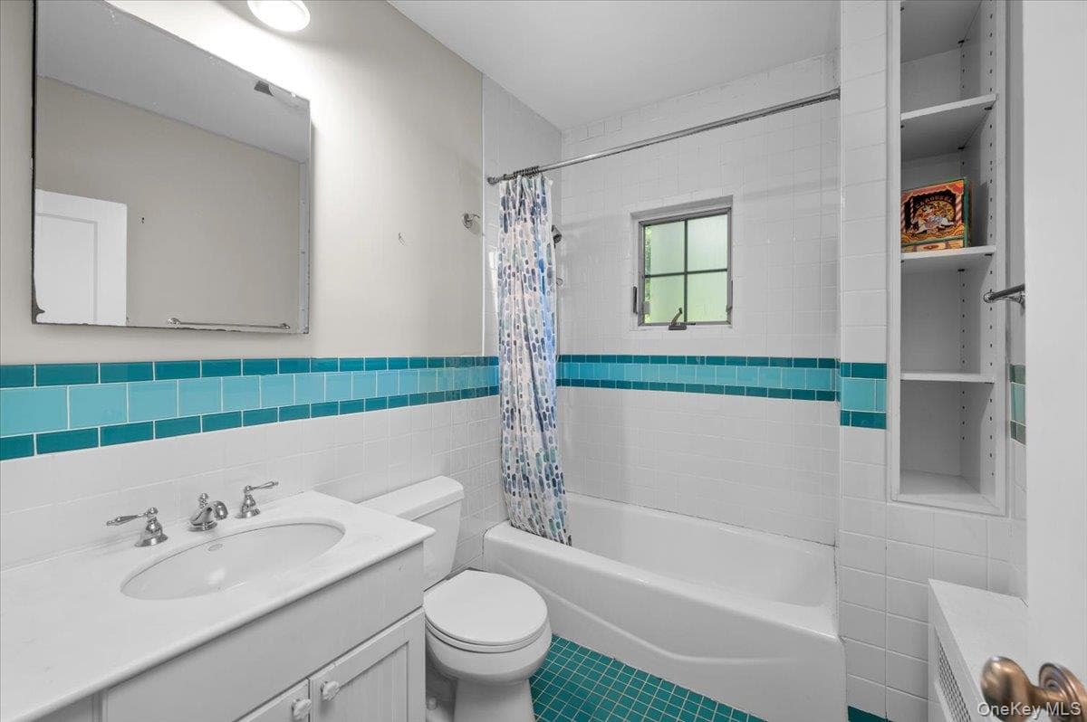 2727 Netherland Avenue thumbnail 15