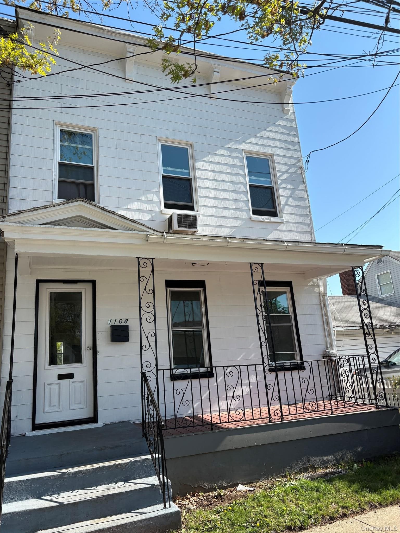 1108 1st Avenue, New Hyde Park