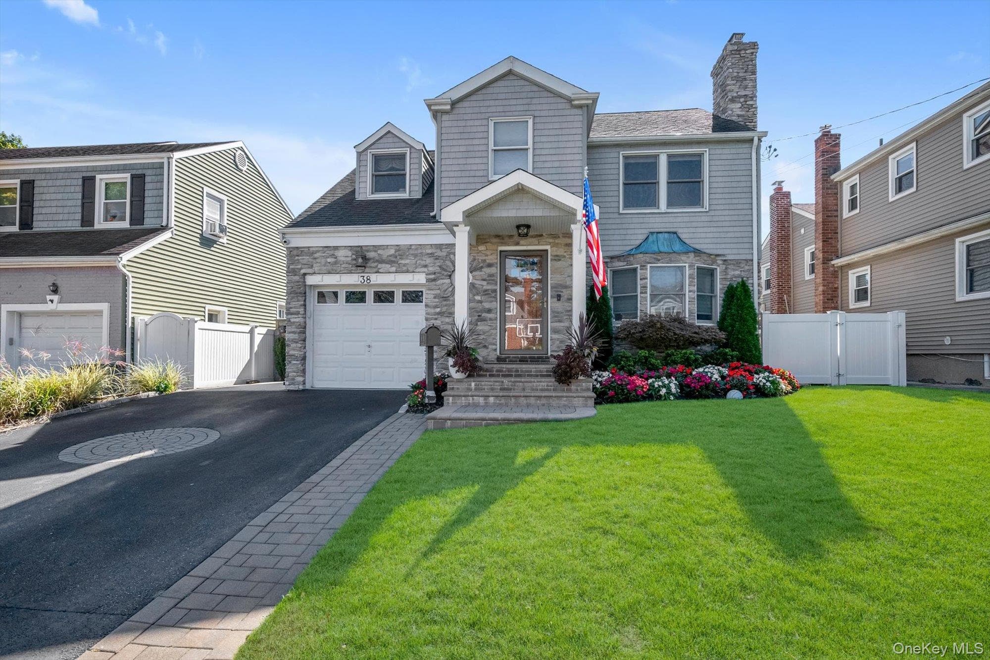 38 Newkirk Avenue, East Rockaway