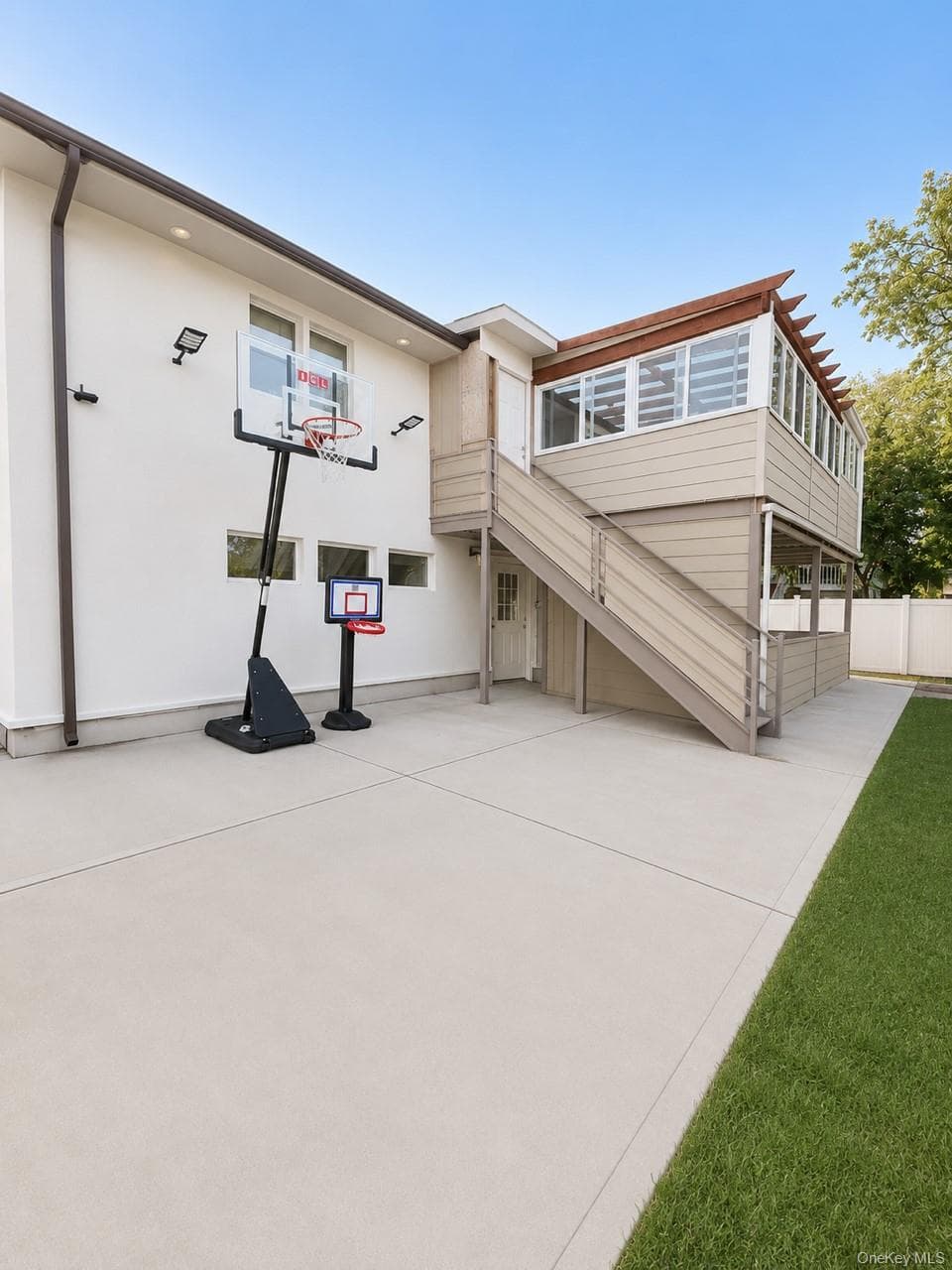 886 Woodmere Drive thumbnail 34