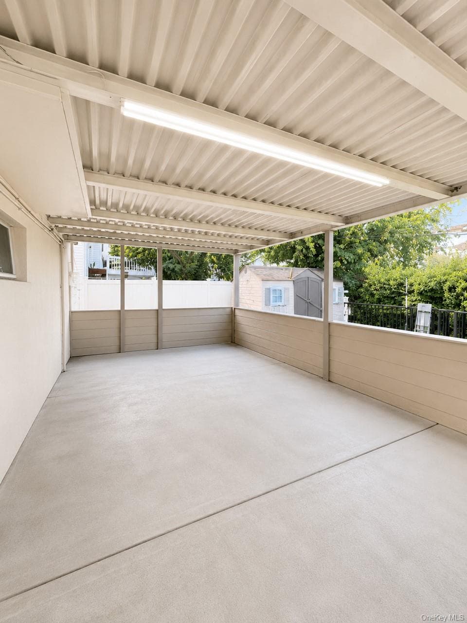 886 Woodmere Drive thumbnail 33