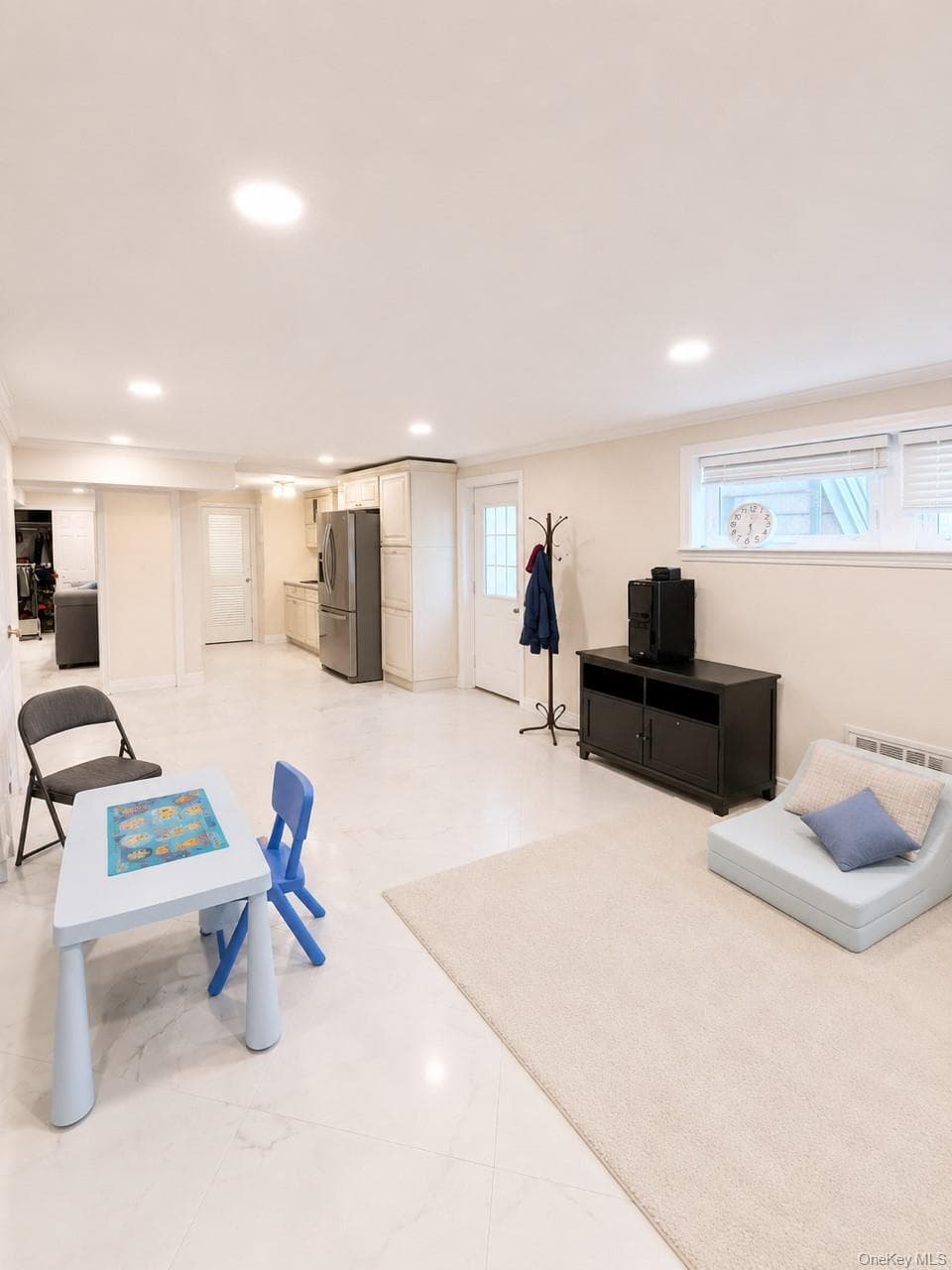 886 Woodmere Drive thumbnail 22