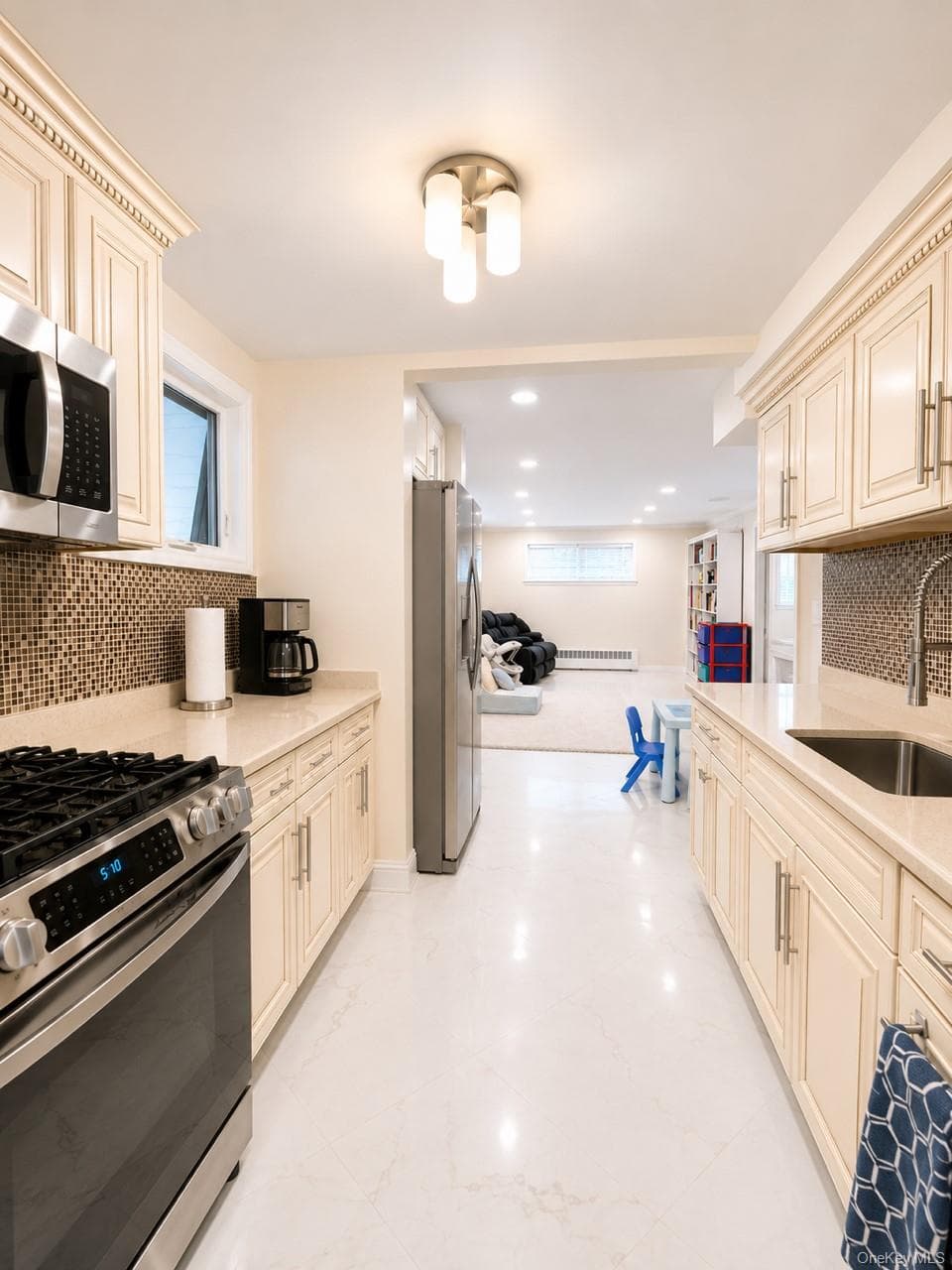 886 Woodmere Drive thumbnail 29