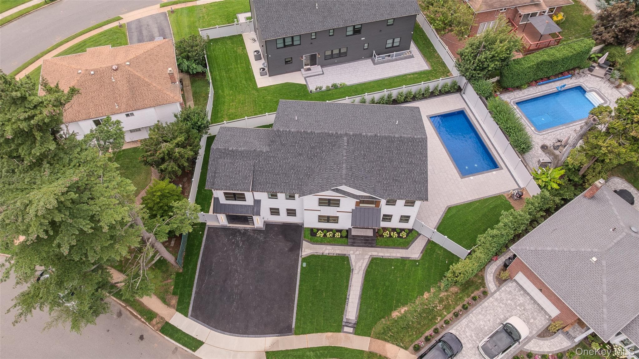 712 Bach Court thumbnail 45