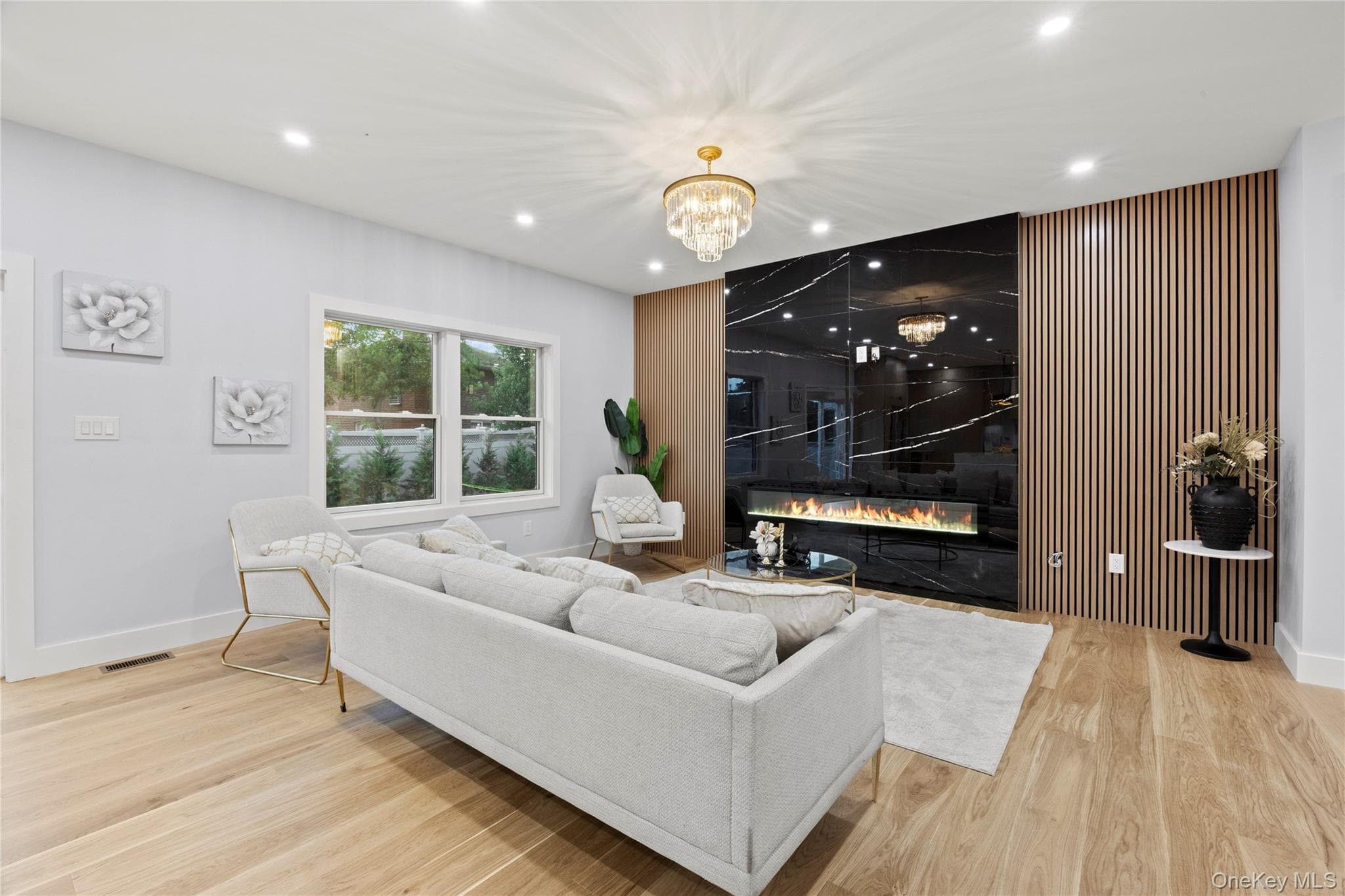 712 Bach Court thumbnail 16