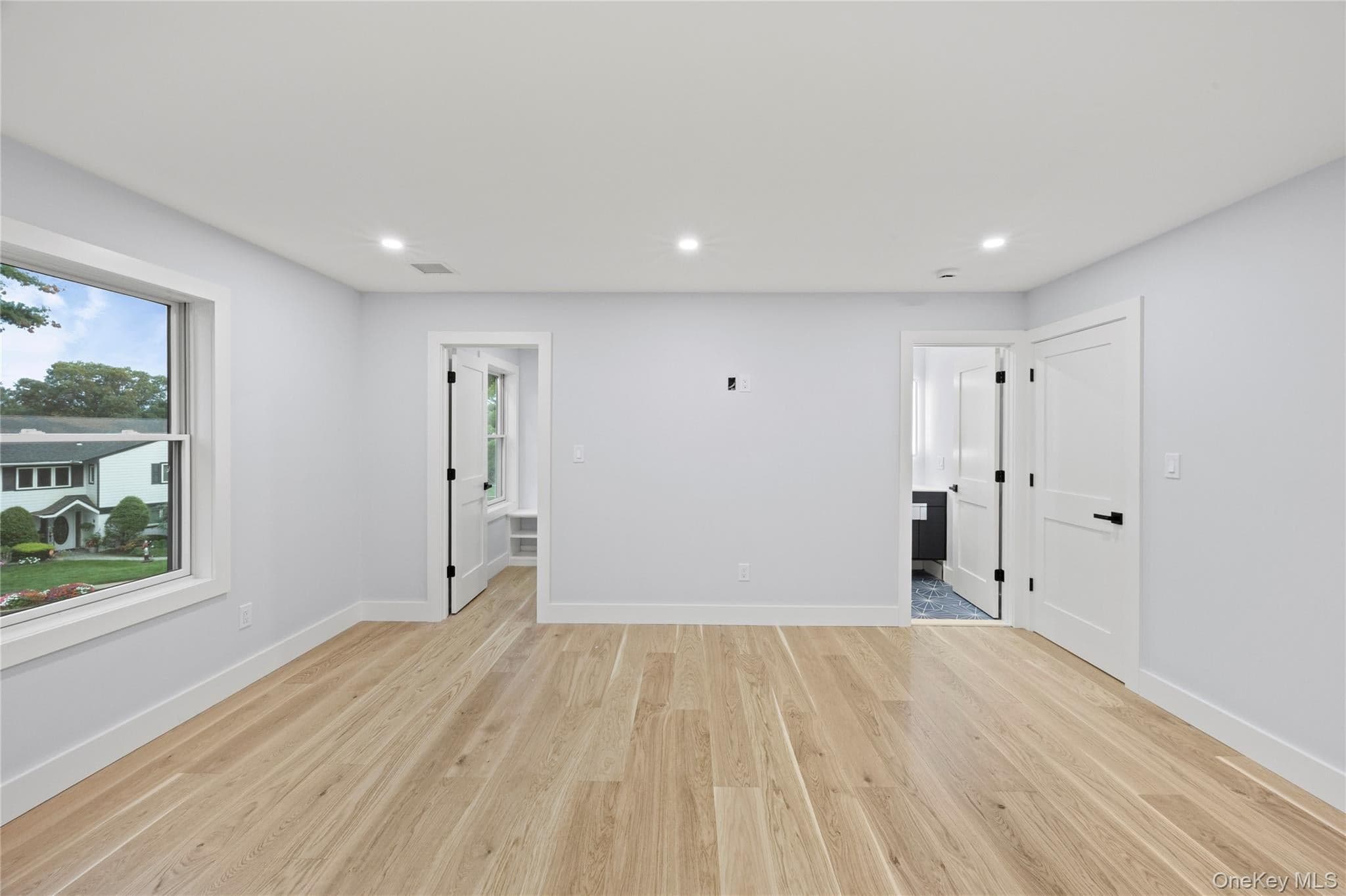 712 Bach Court thumbnail 34