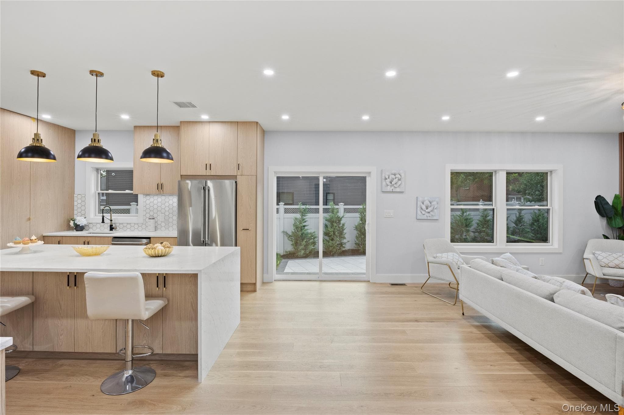 712 Bach Court thumbnail 13