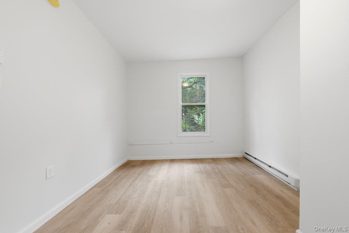 157 Chambers Street thumbnail 19