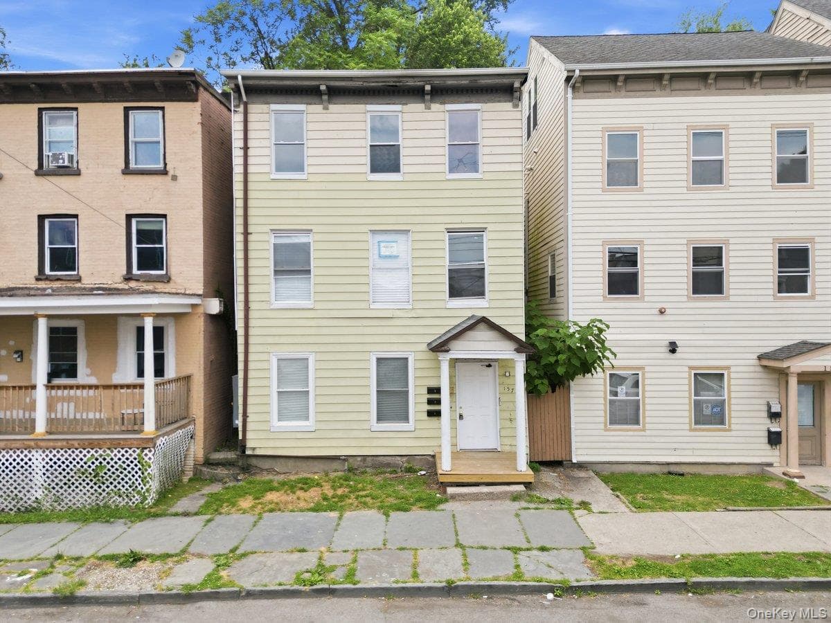 157 Chambers Street, Newburgh