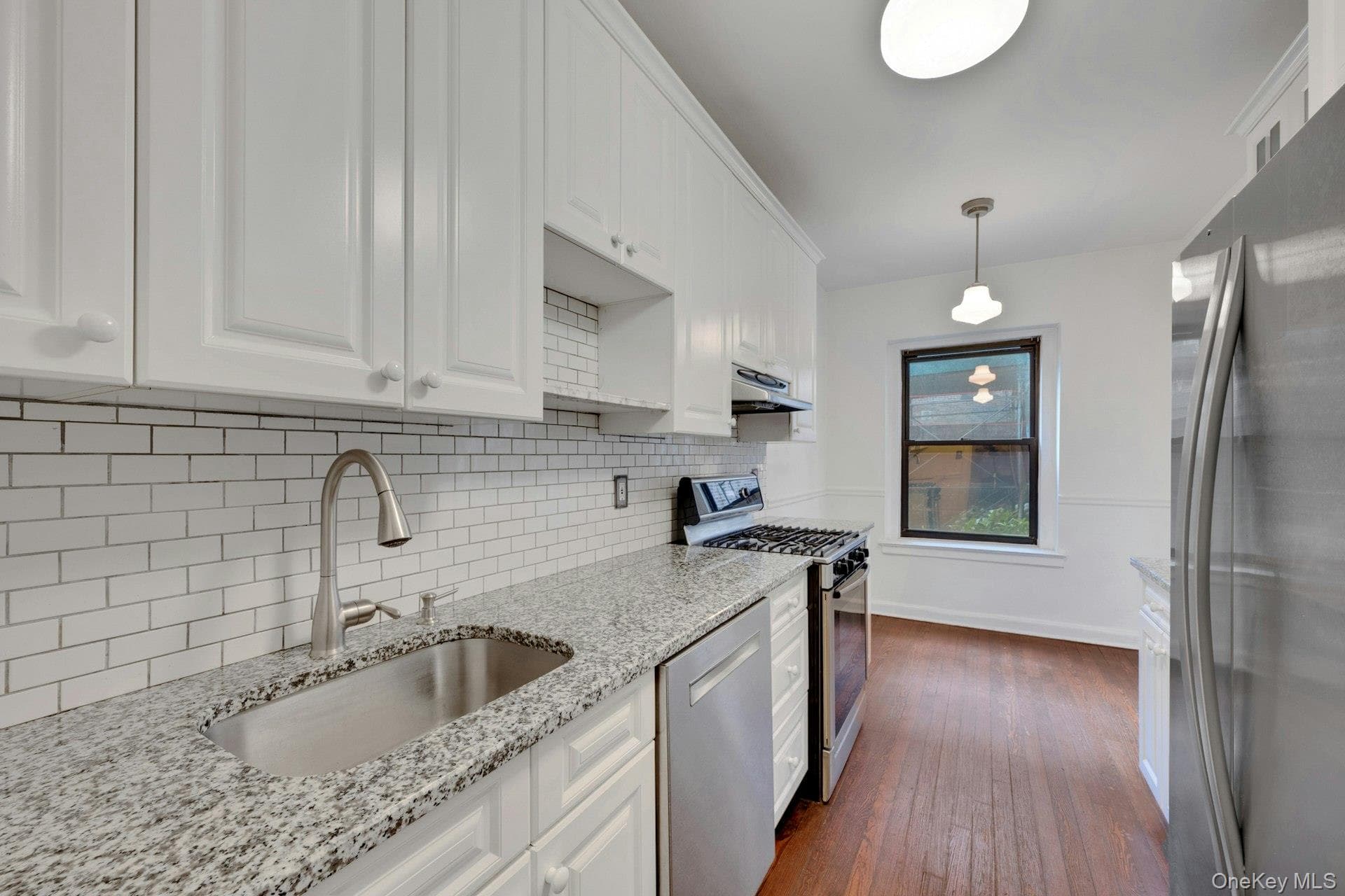 143 Garth Road Unit: 1J thumbnail 8