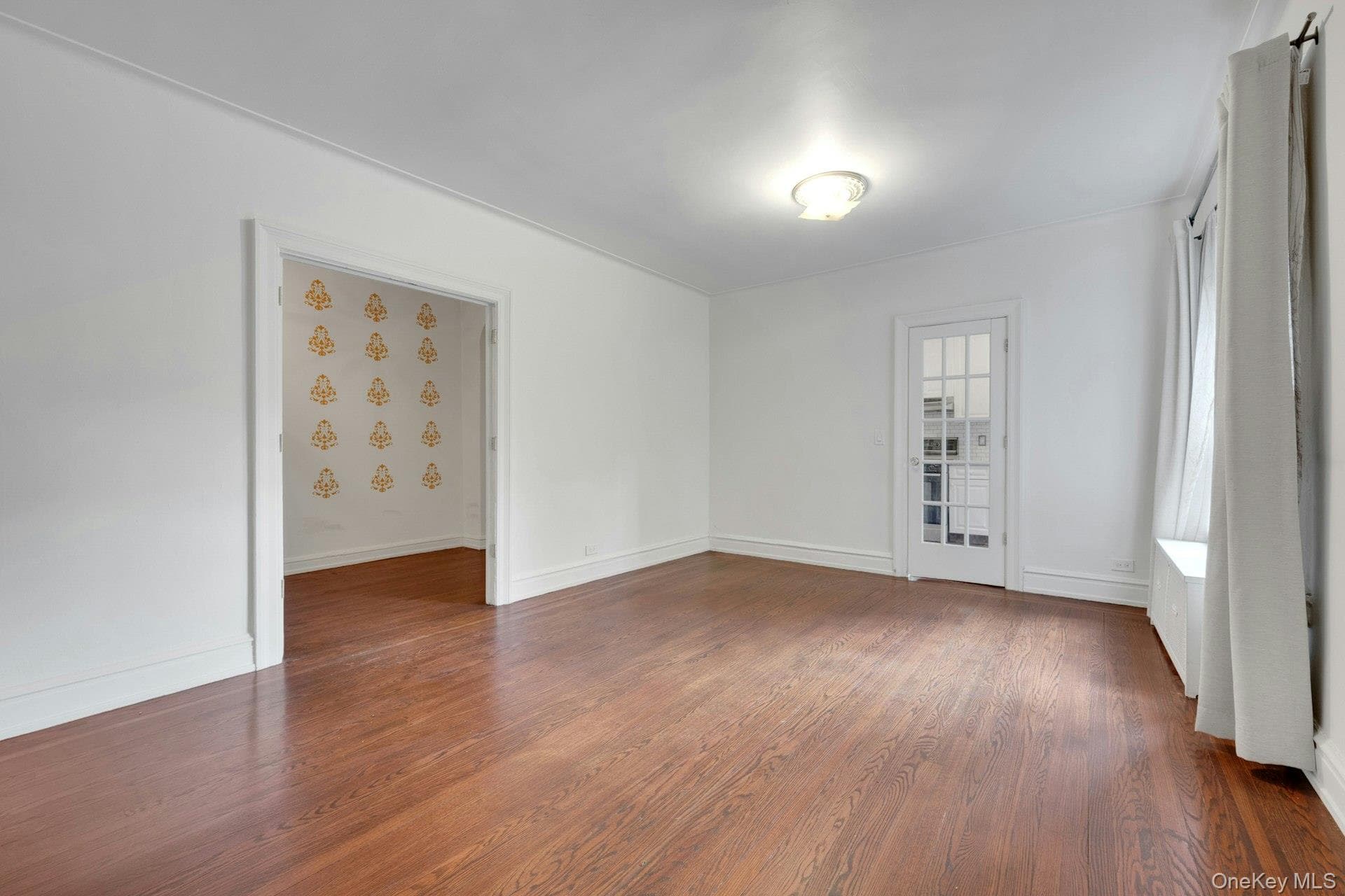 143 Garth Road Unit: 1J thumbnail 5