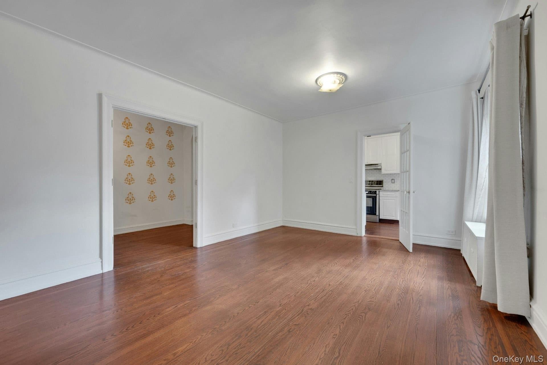 143 Garth Road Unit: 1J thumbnail 6