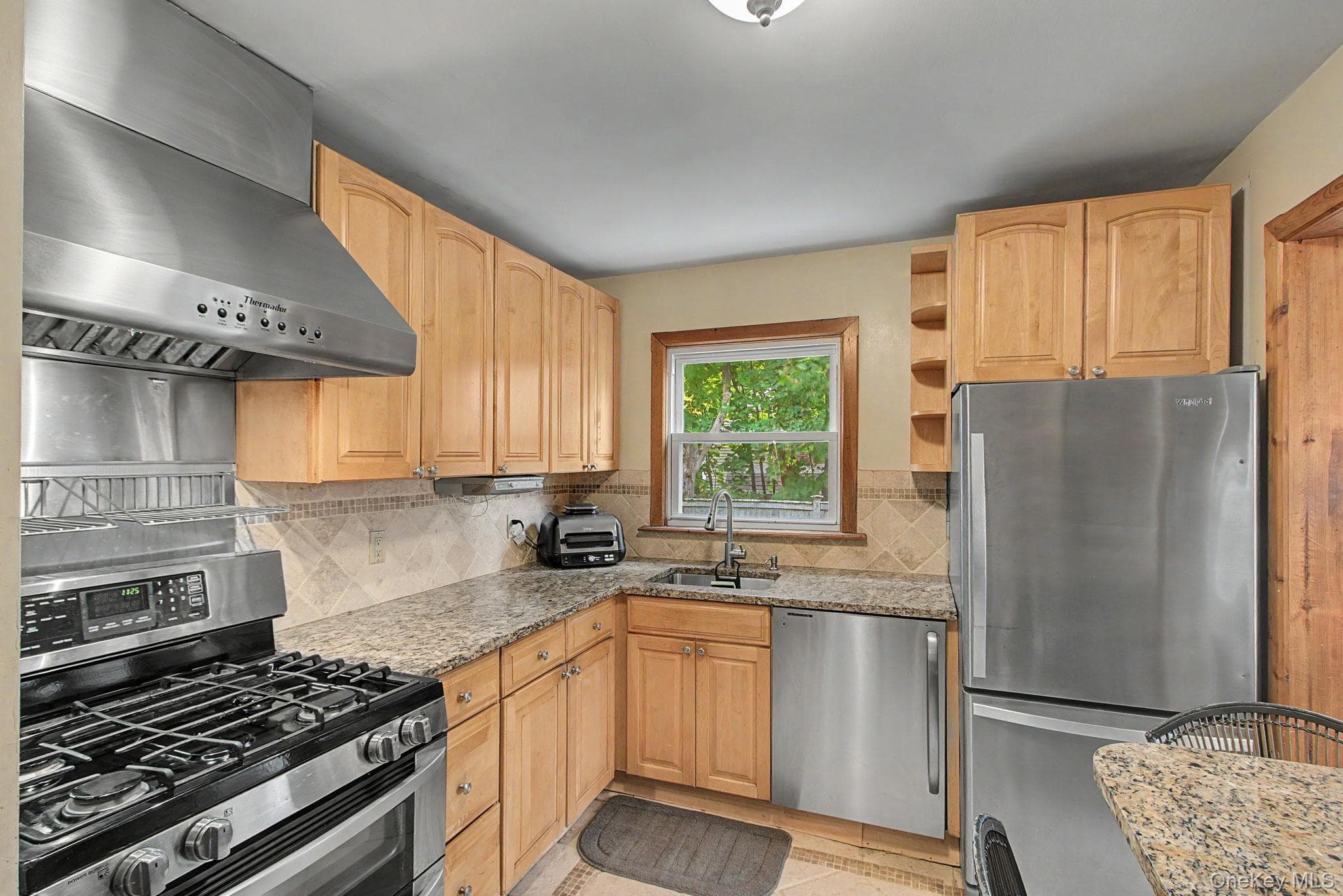 3410 Lorelei Drive thumbnail 14