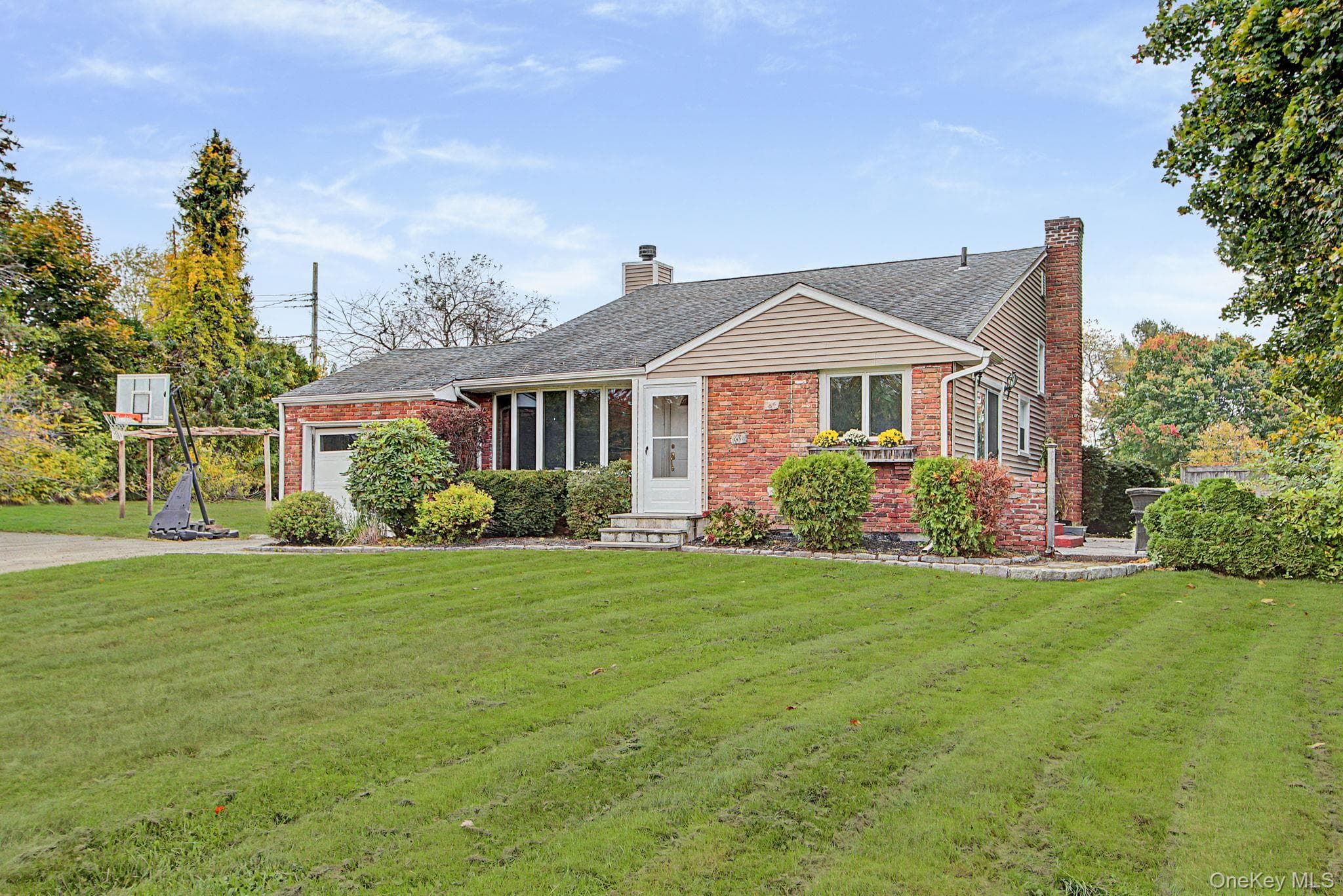 3410 Lorelei Drive thumbnail 4