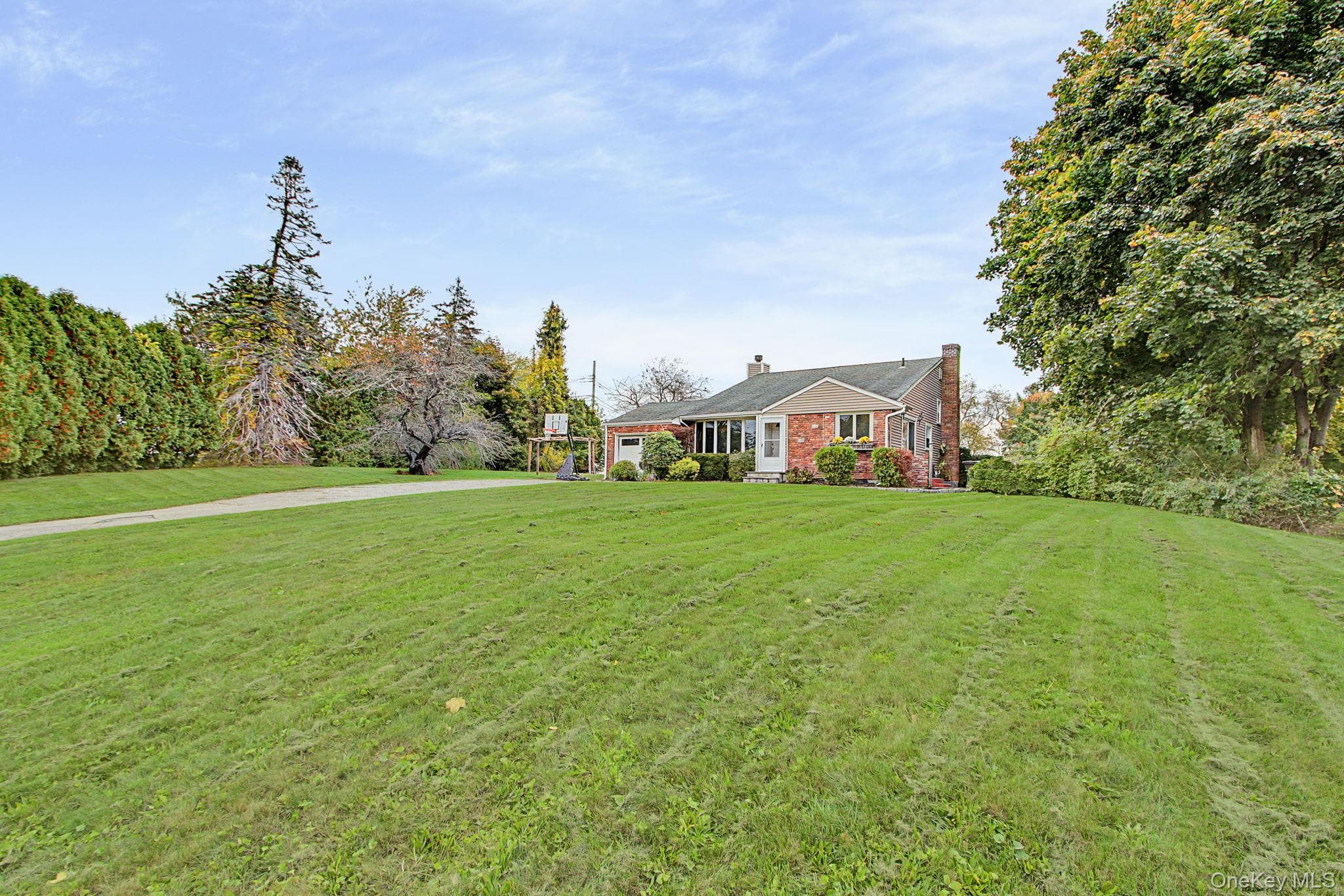 3410 Lorelei Drive thumbnail 5