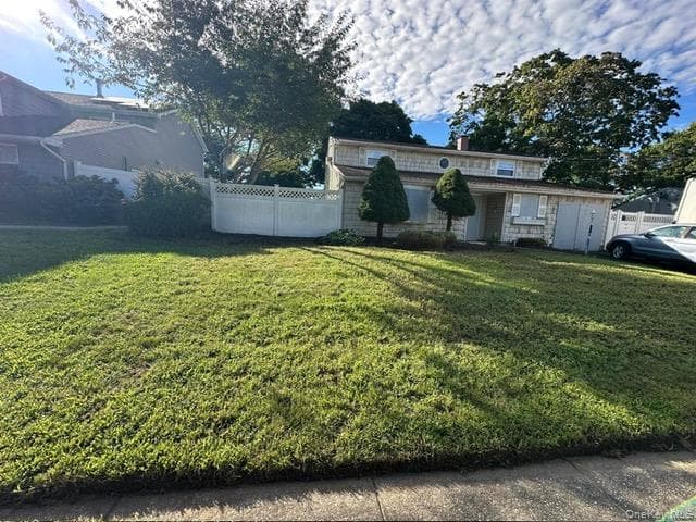 28 Continental Drive, Centereach