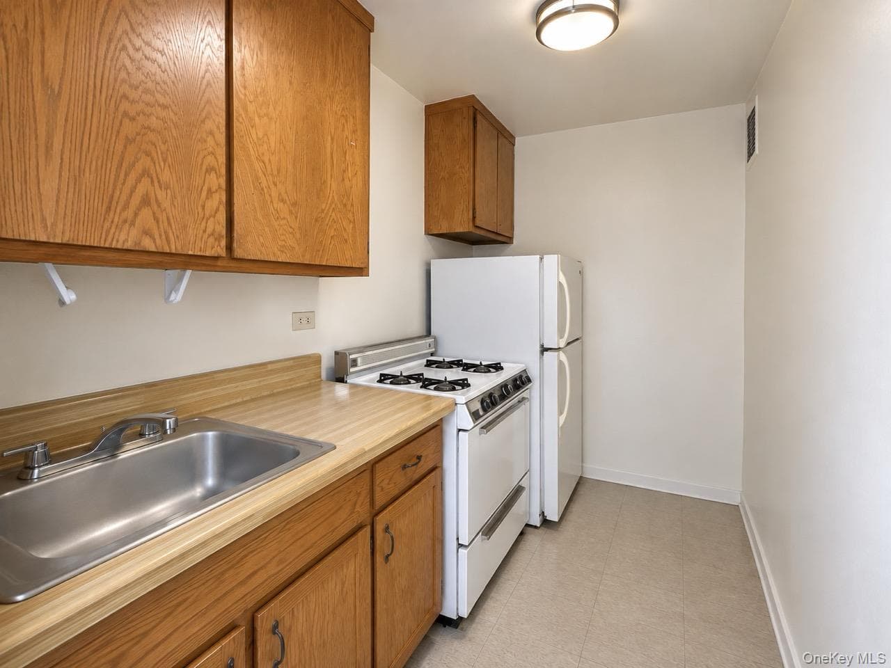 142-05 Roosevelt Avenue Ave Unit: 517 thumbnail 8