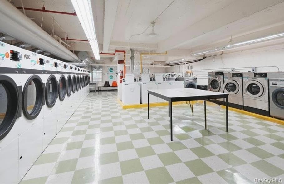 142-05 Roosevelt Avenue Ave Unit: 517 thumbnail 10