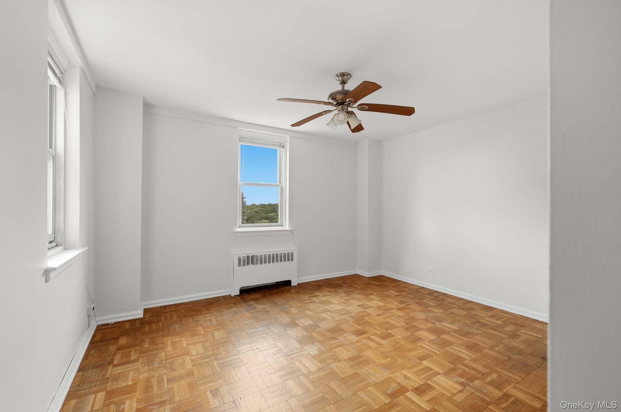 25 Knolls Crescent Unit: 4M thumbnail 8