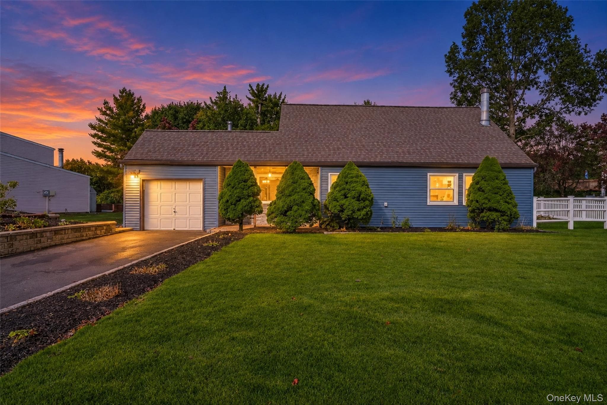 2597 Farsund Drive thumbnail 2
