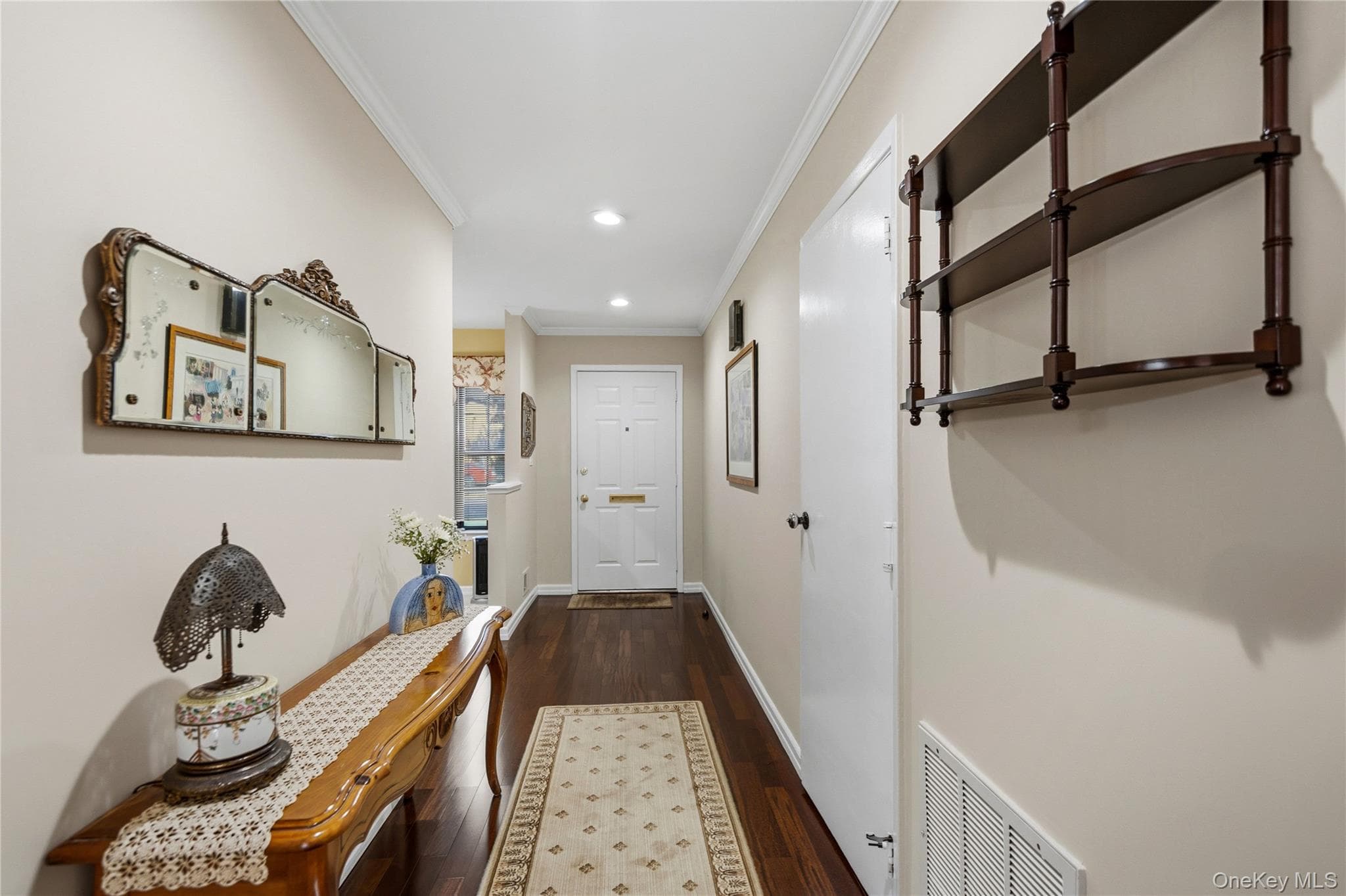 148 Southgate Circle thumbnail 7