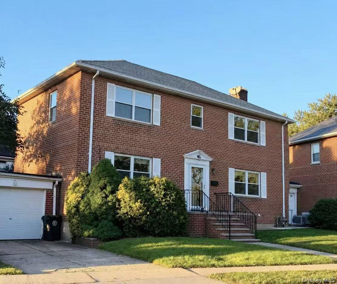 200-21 39th Avenue photo 1