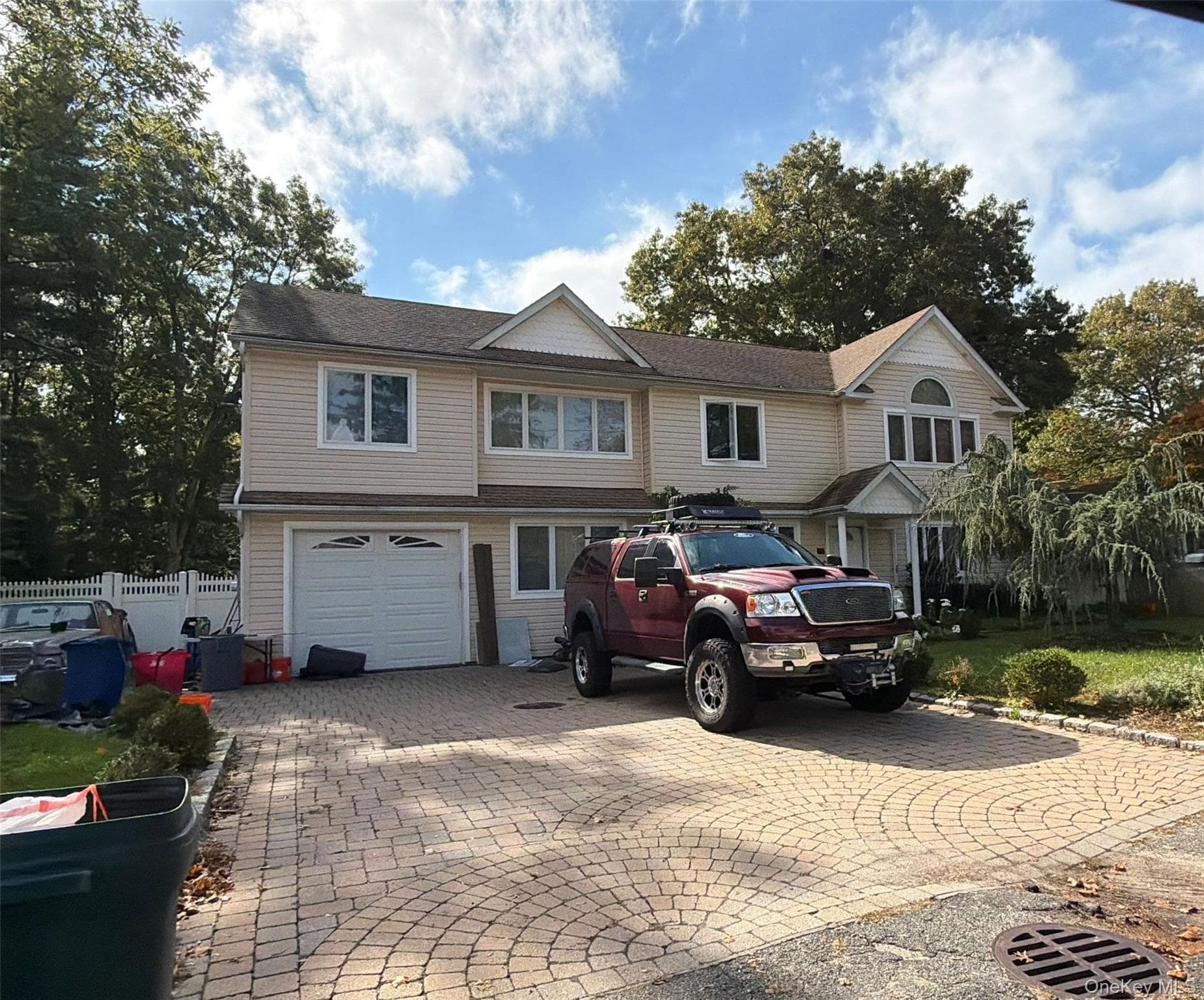 27 Wabil Road, Miller Place