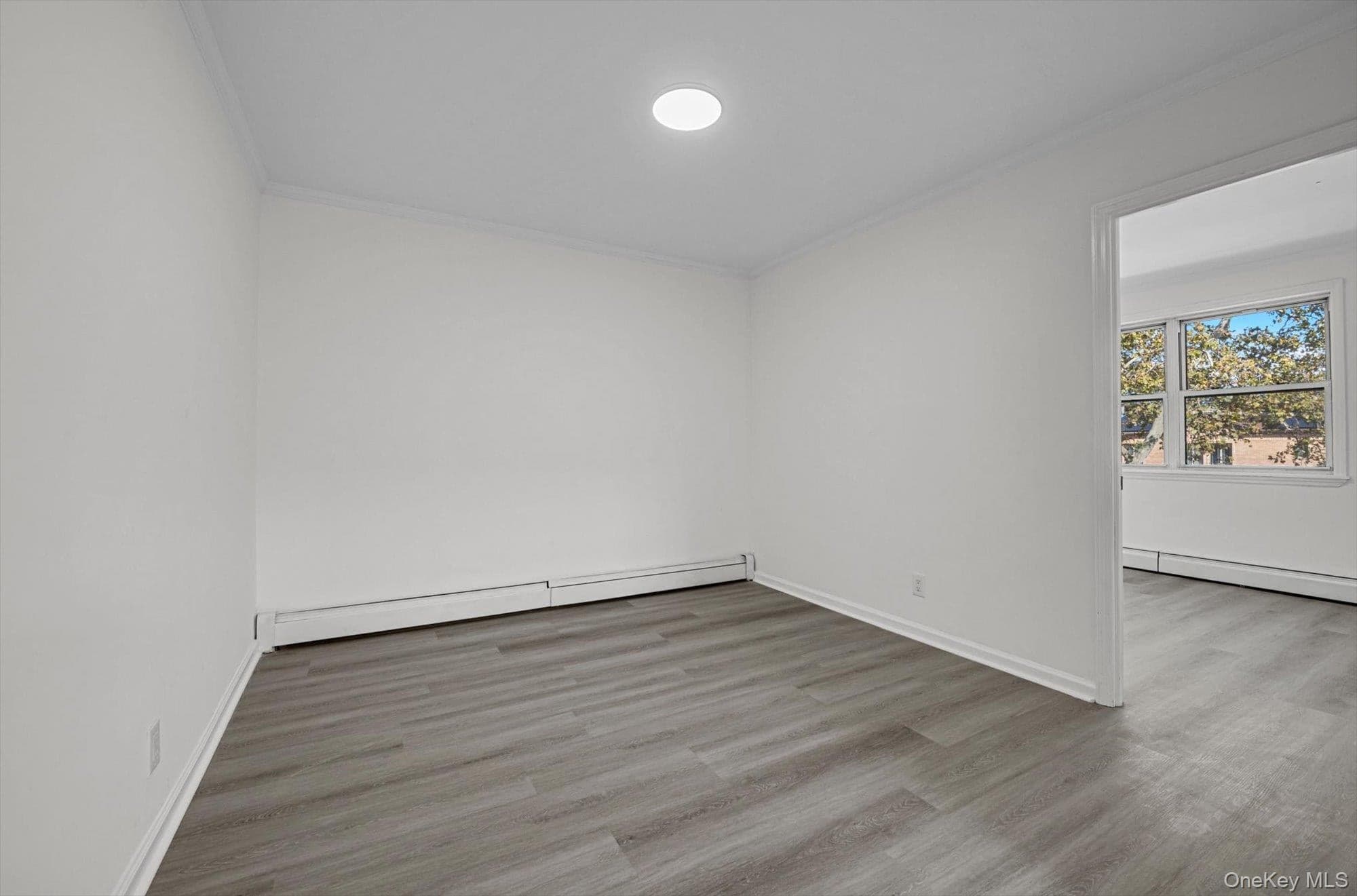 6728 Utopia Parkway thumbnail 6