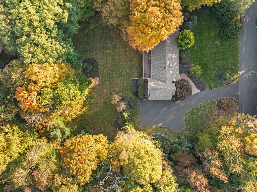 27 Mayer Drive thumbnail 32