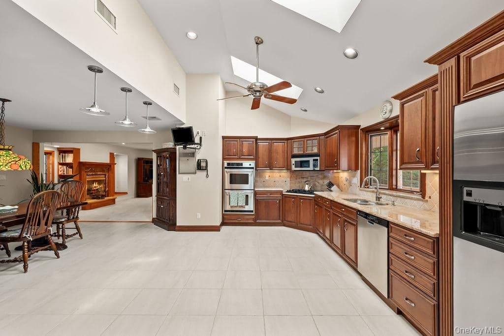 27 Mayer Drive thumbnail 6