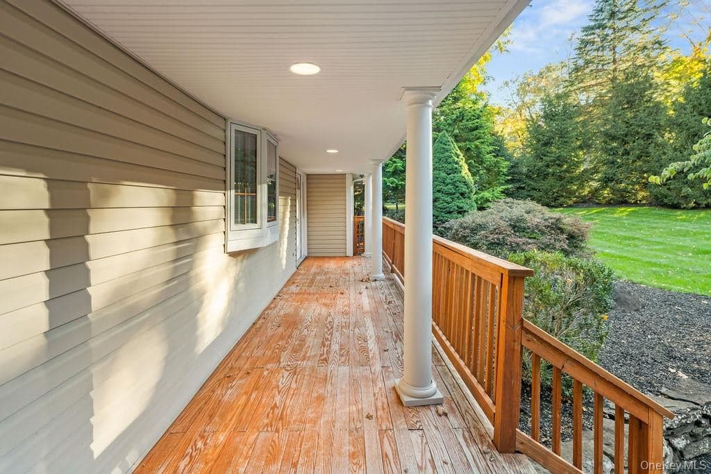 27 Mayer Drive thumbnail 4
