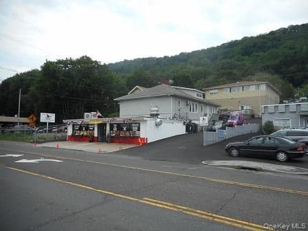 167 Route 9w thumbnail 6