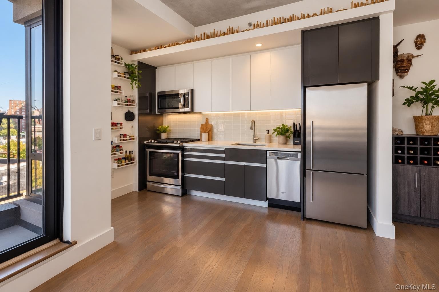 225 E 138 Avenue Unit: 507 thumbnail 2