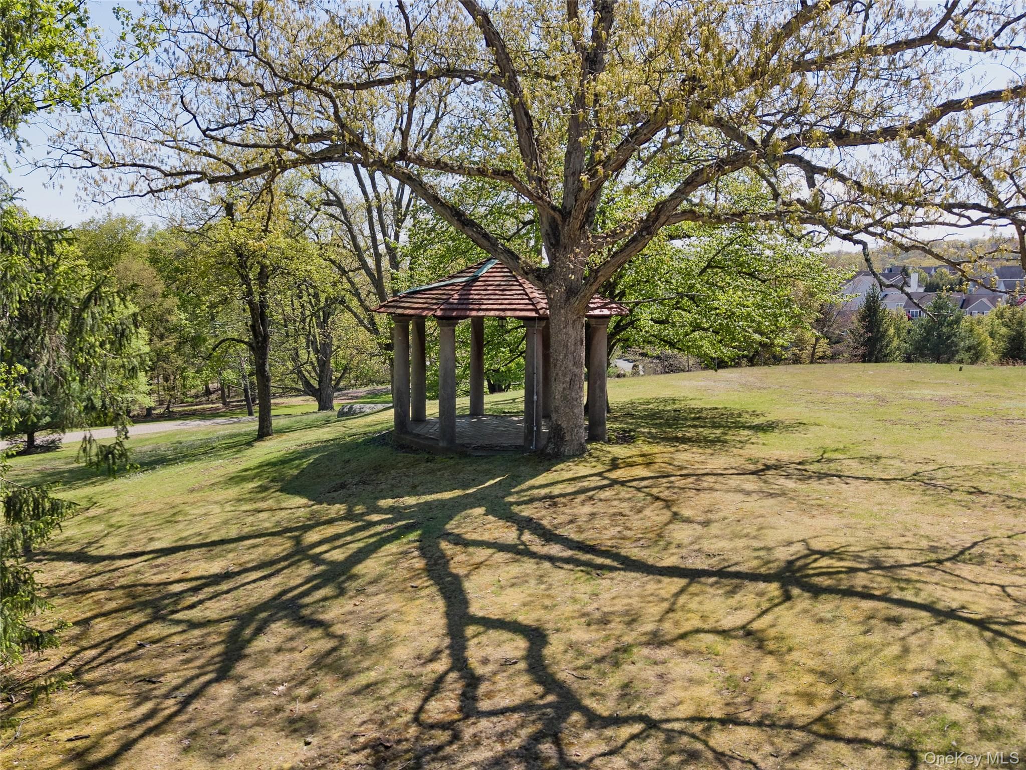14 Castleton Drive thumbnail 16