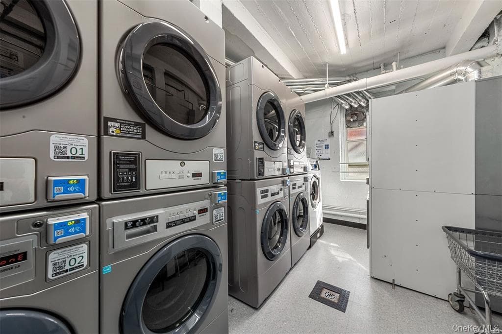 34-43 60th Street Unit: 2F thumbnail 25