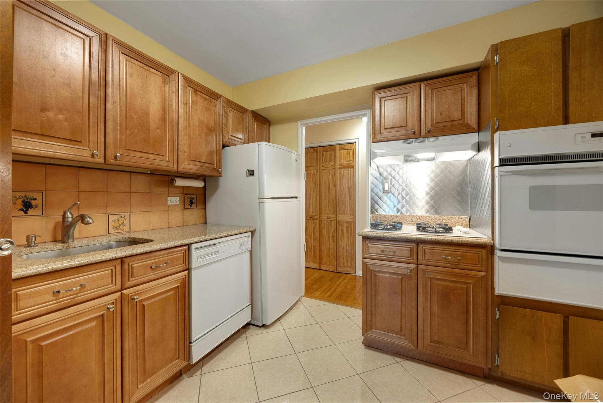 34-43 60th Street Unit: 2F thumbnail 11