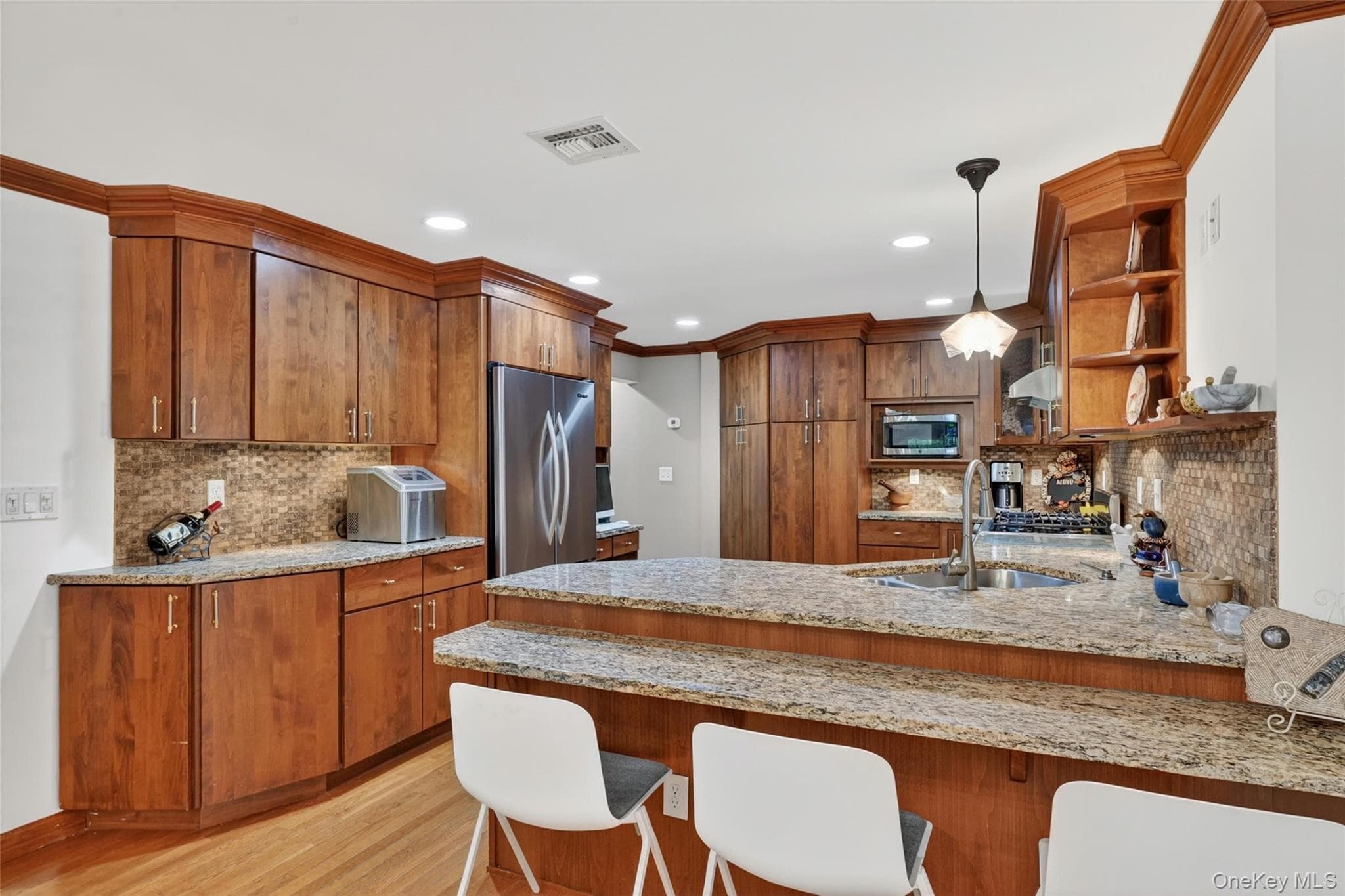 208 Oakland Avenue thumbnail 37